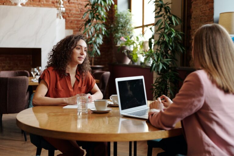HR Providing Human Touch in Interview Process